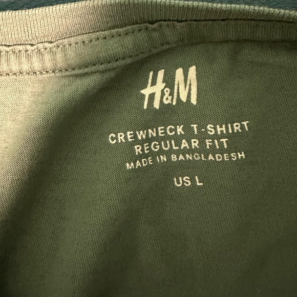 H&M man T-shirt, size large, good condition - Picture 3 of 4